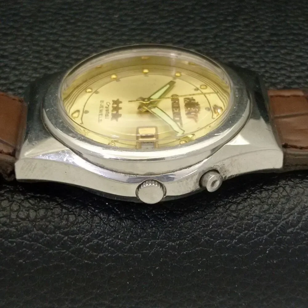 Vintage 1986 Orient Automatic Mens Silver Watch W/daydate & Gold accents